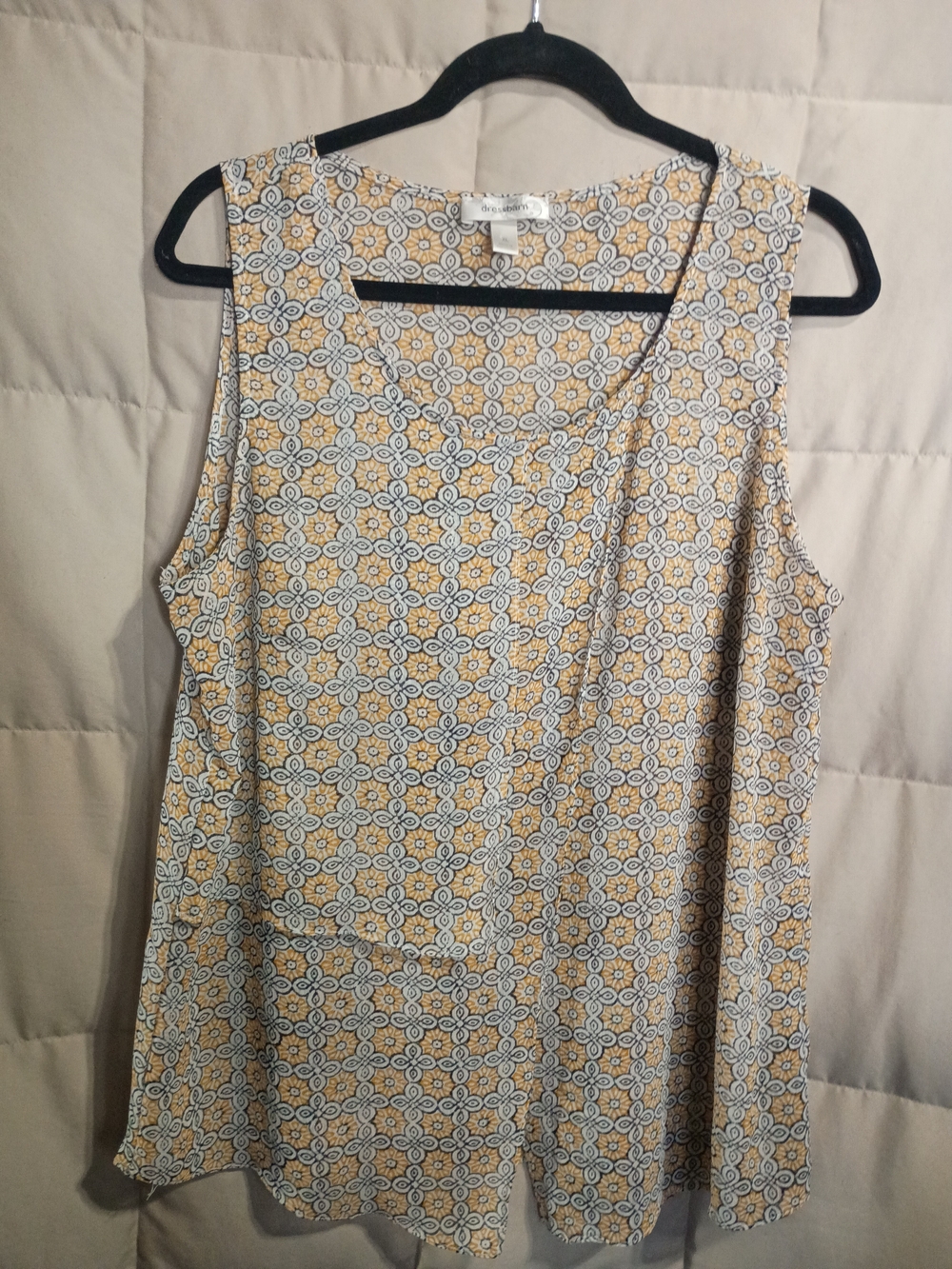 Dress Barn Yellow and White Sleeveless Patterned Blouse